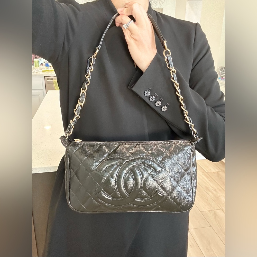 Auth CHANEL Classic CC Black Caviar Leather Pochette Chain Shoulder Bag